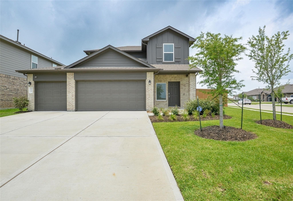 1055 Llano Trail - Photo 0