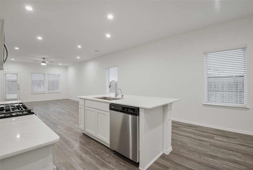 1055 Llano Trail - Photo 8
