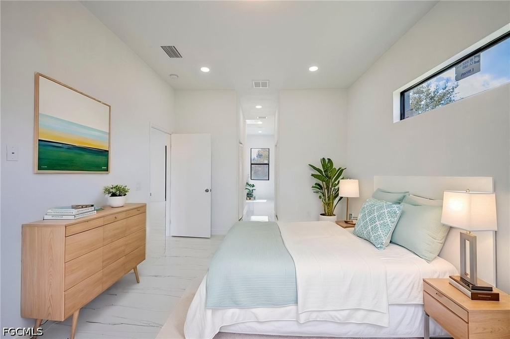 2604 73rd Street W - Photo 10