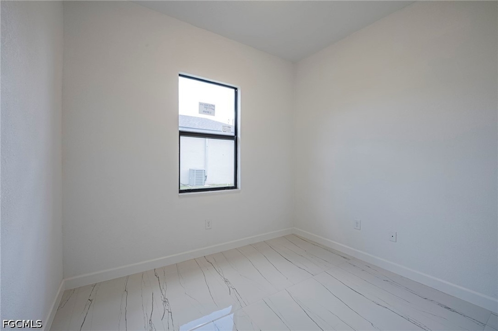 2604 73rd Street W - Photo 21
