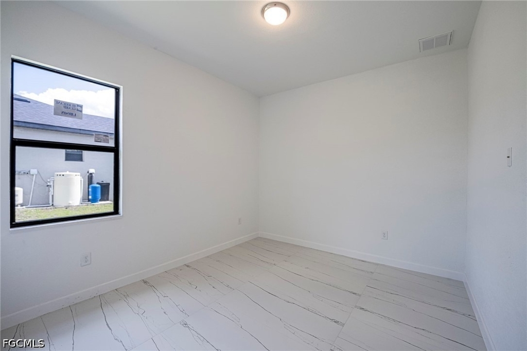 2604 73rd Street W - Photo 16