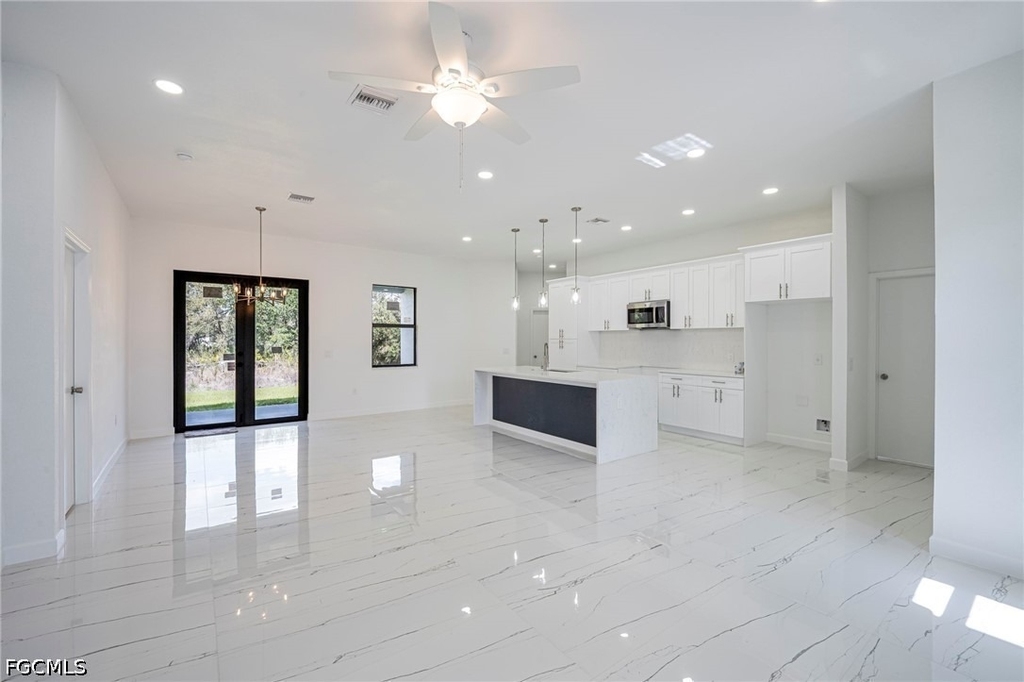 2604 73rd Street W - Photo 8