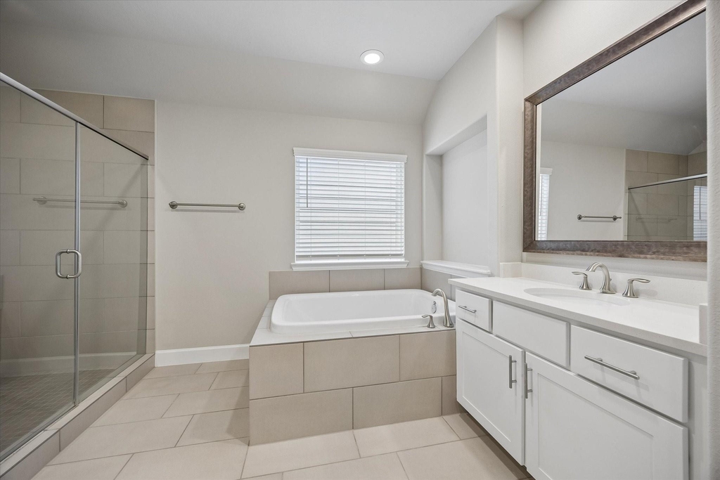 1135 Aurora Street - Photo 13