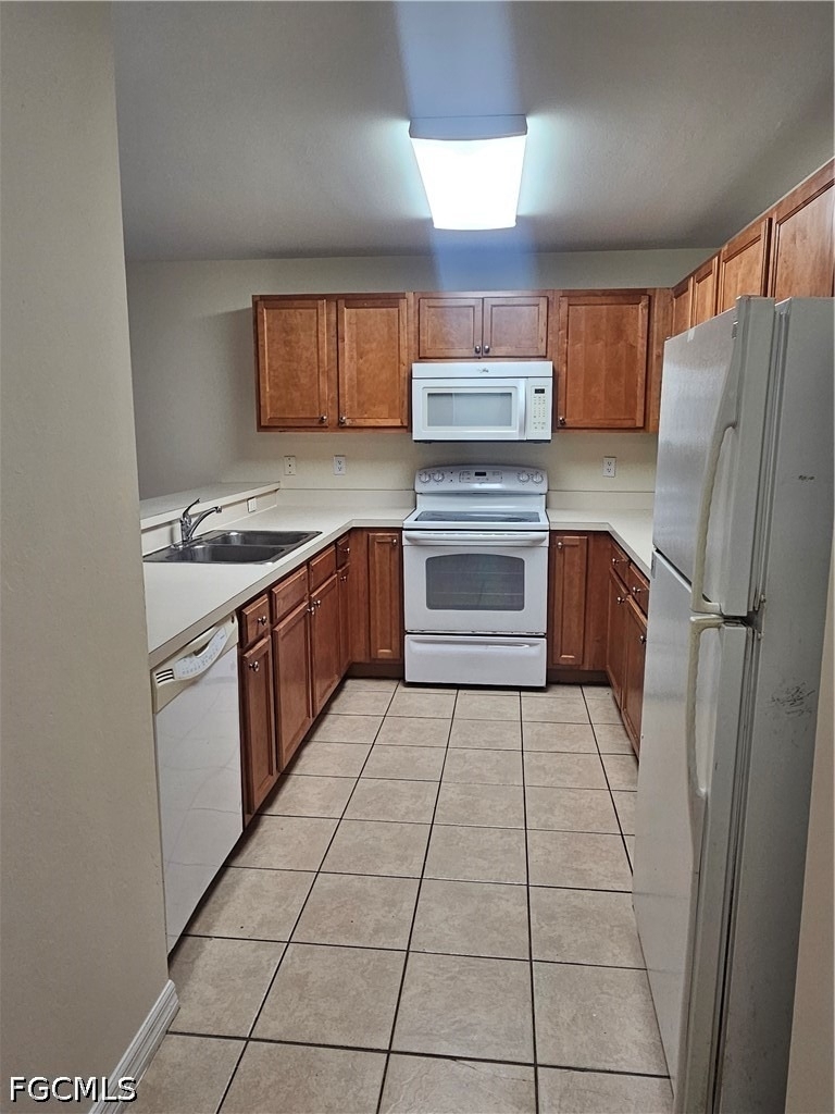 490 Bell Boulevard S - Photo 2