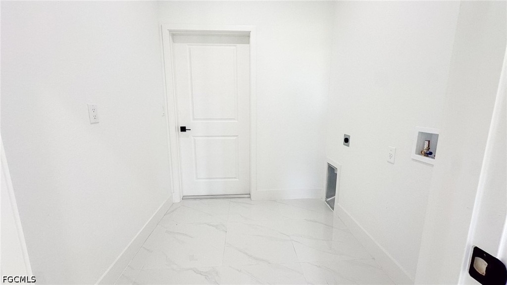 721 Bering Avenue S - Photo 15
