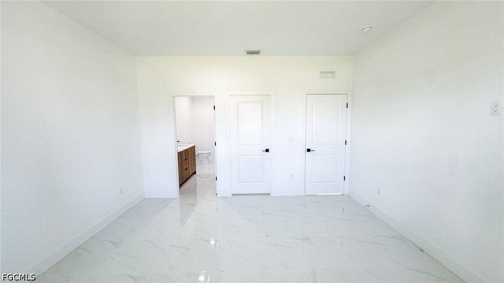 721 Bering Avenue S - Photo 19