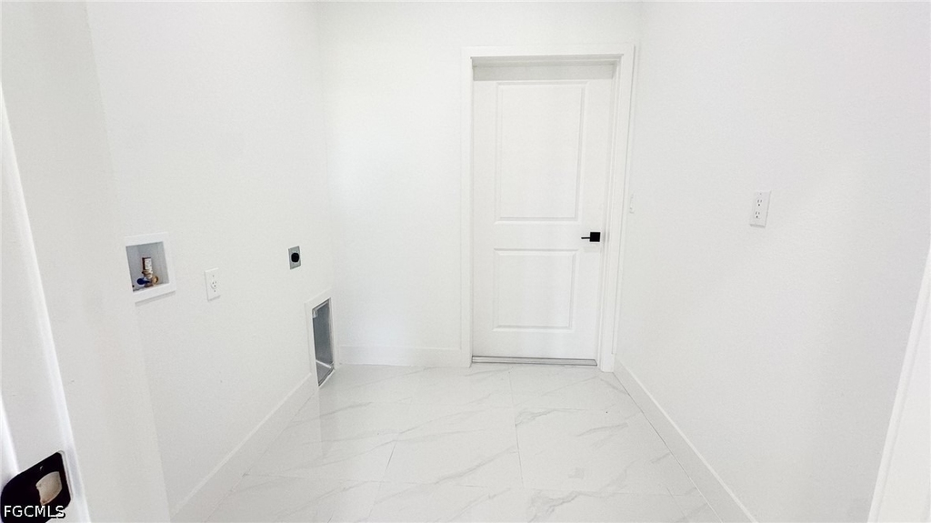 723 Bering Avenue S - Photo 19