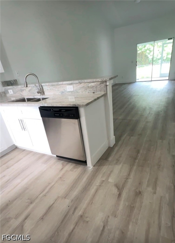 307 Homer Avenue S - Photo 10