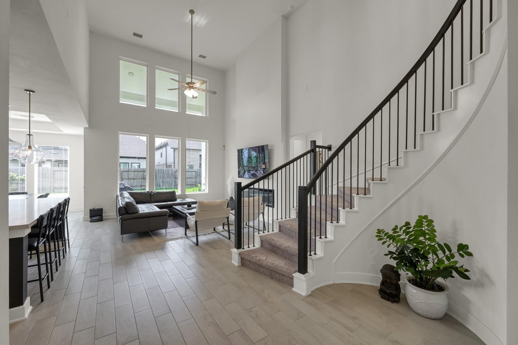 2210 Seneca Lake Drive - Photo 7