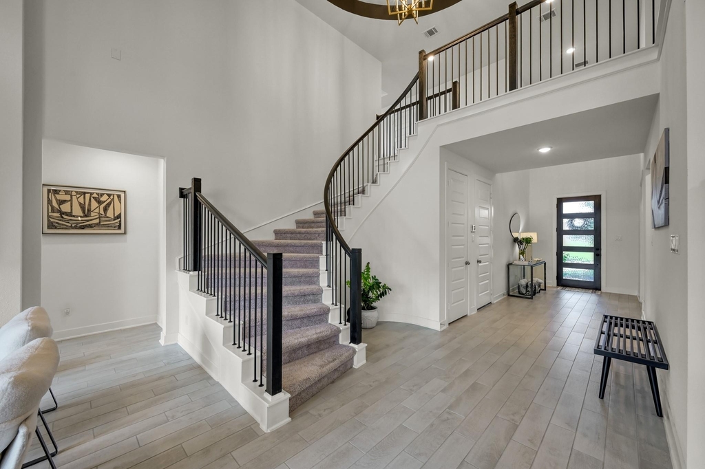 2210 Seneca Lake Drive - Photo 6