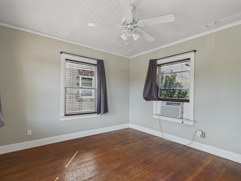 1920 Richmond Avenue - Photo 7