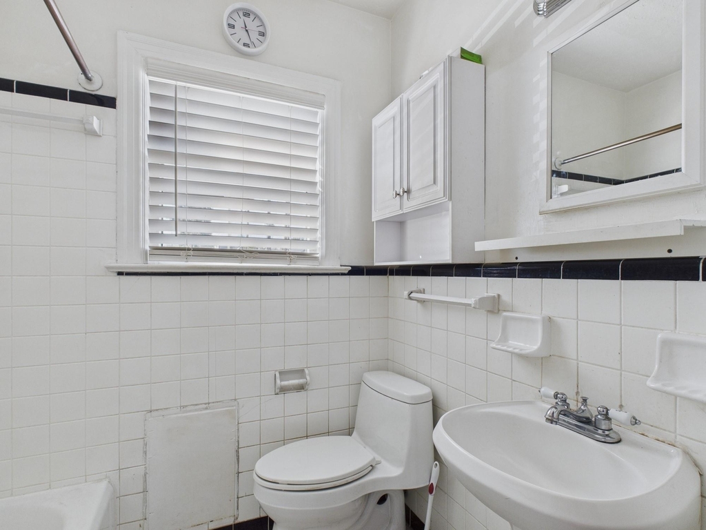 1920 Richmond Avenue - Photo 6