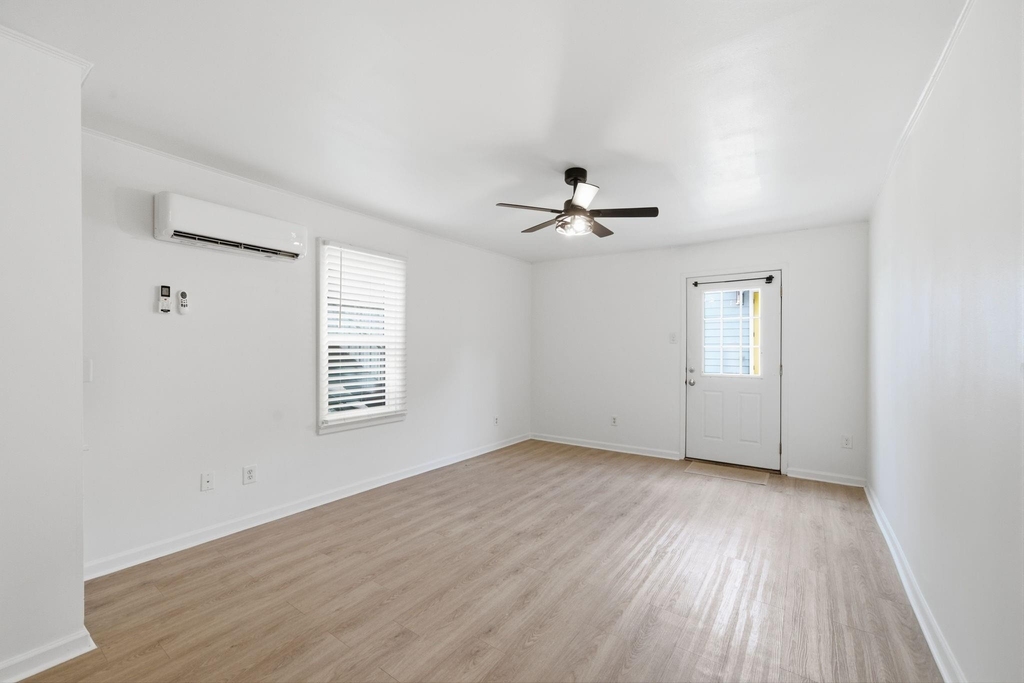 1523 1/2 Bonnie Brae Street - Photo 7