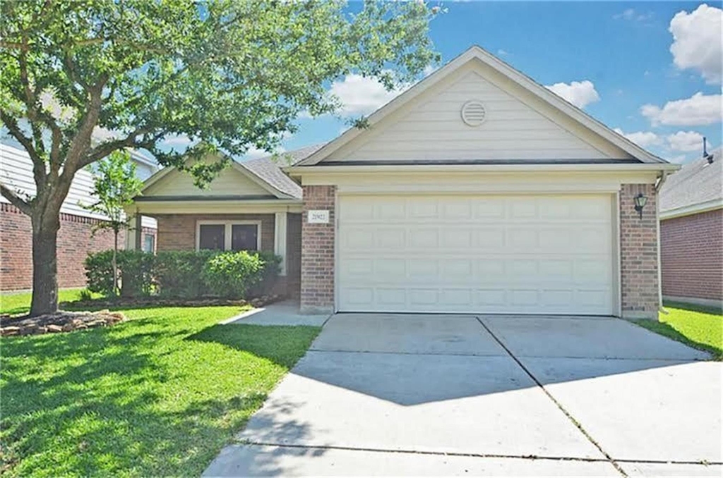 21922 Golden Cedar Drive - Photo 0
