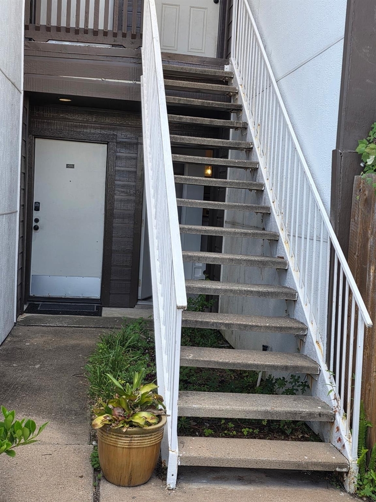2601 S Braeswood Boulevard - Photo 0