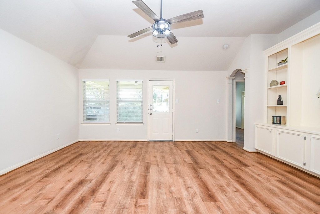 6030 Wildbriar Lane - Photo 13