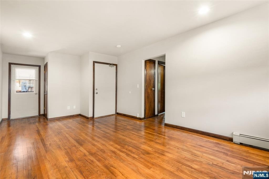 204 Terhune - Photo 3