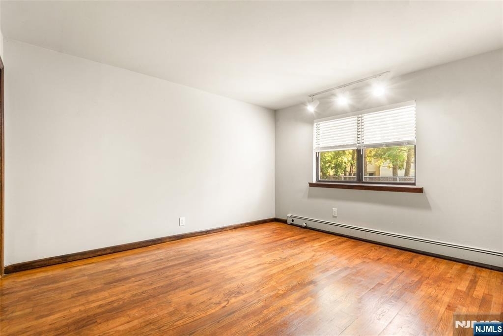 204 Terhune - Photo 7