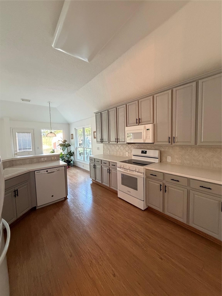 19026 Northcanyon Drive - Photo 7