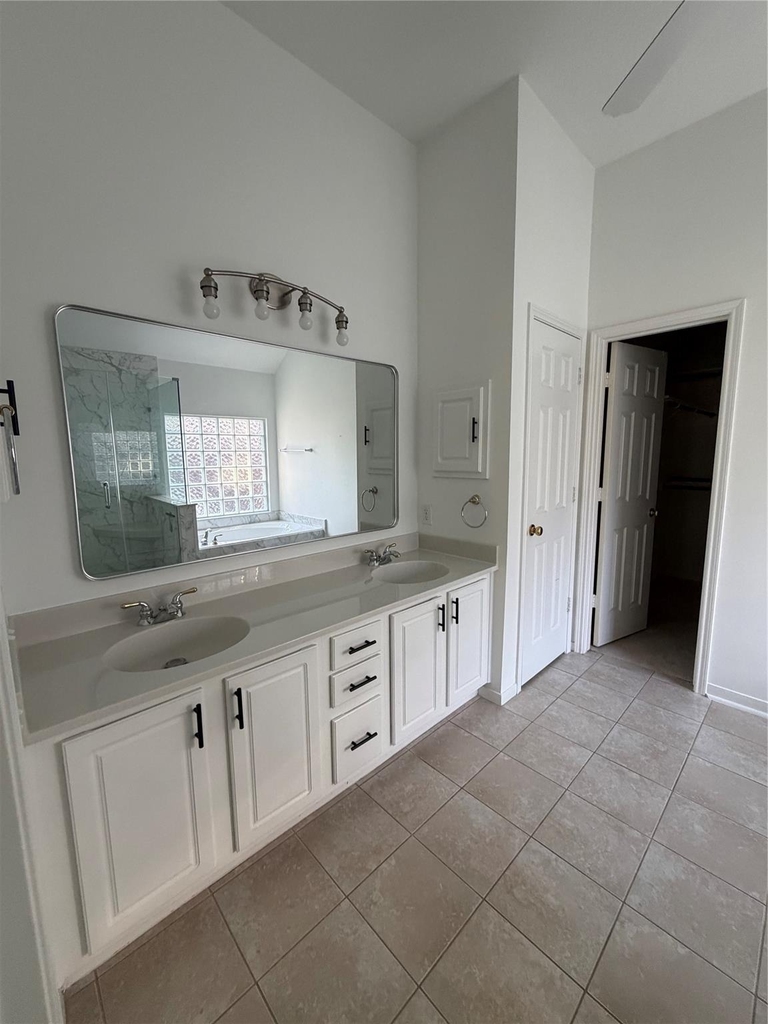19026 Northcanyon Drive - Photo 11