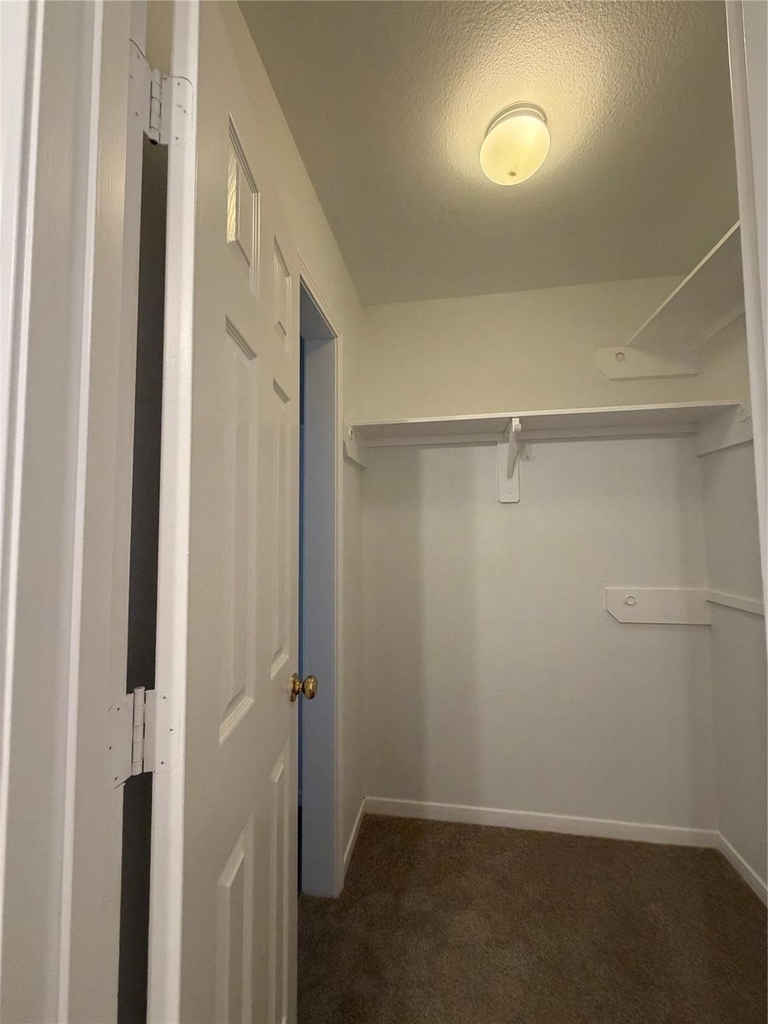 19026 Northcanyon Drive - Photo 18