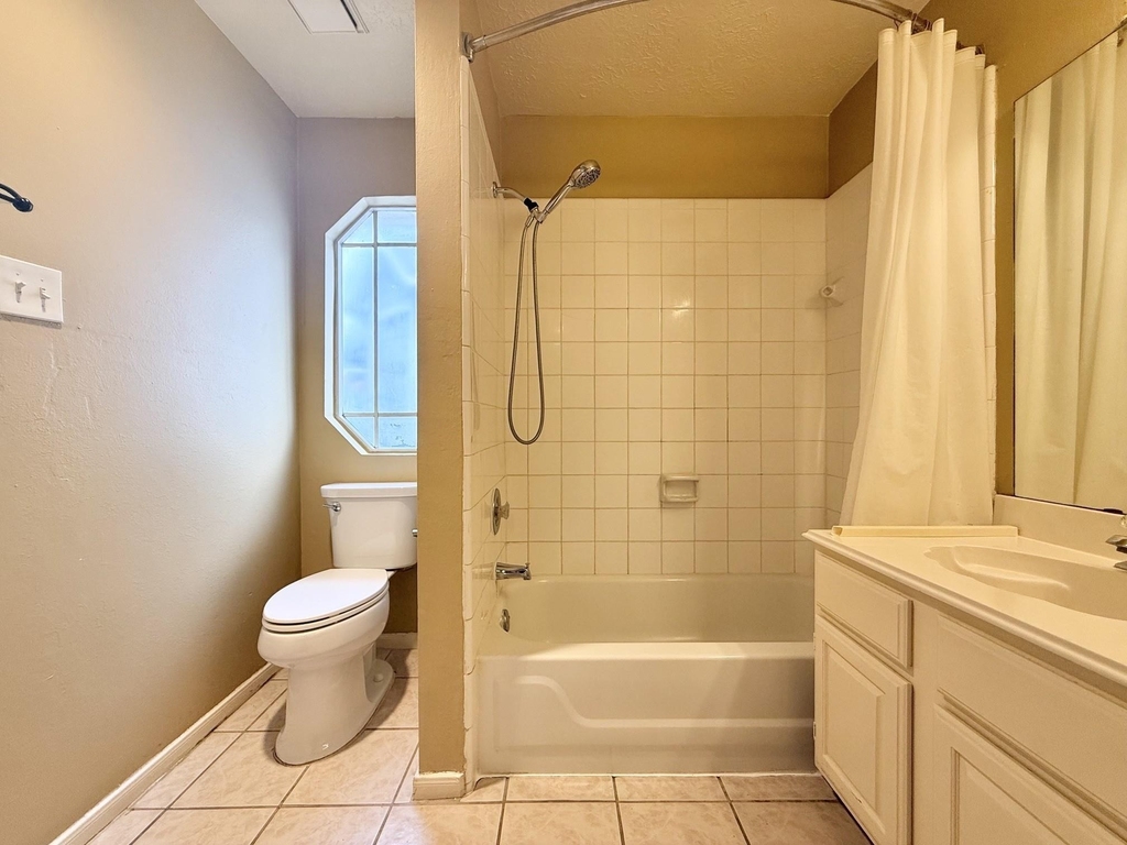 3411 Ashfield Drive - Photo 13