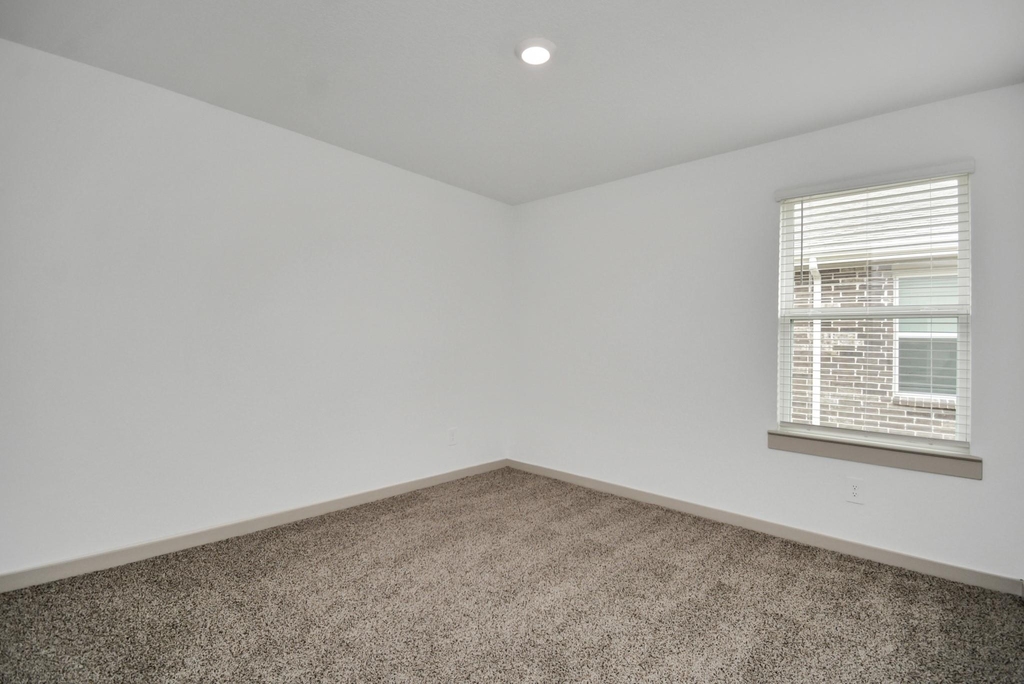 7731 Suffolk Valley Lane - Photo 14