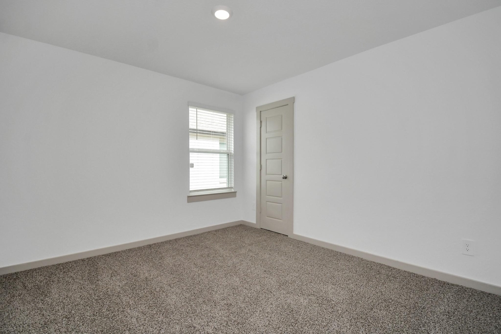7731 Suffolk Valley Lane - Photo 17
