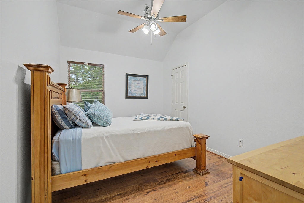 203 Mapleleaf Street - Photo 27