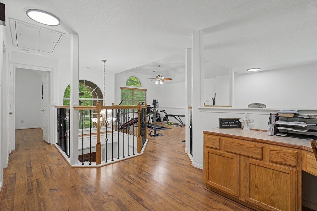 203 Mapleleaf Street - Photo 23