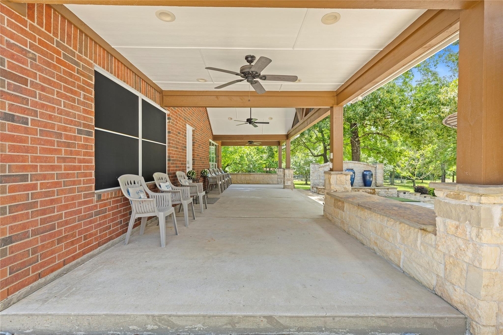 203 Mapleleaf Street - Photo 30