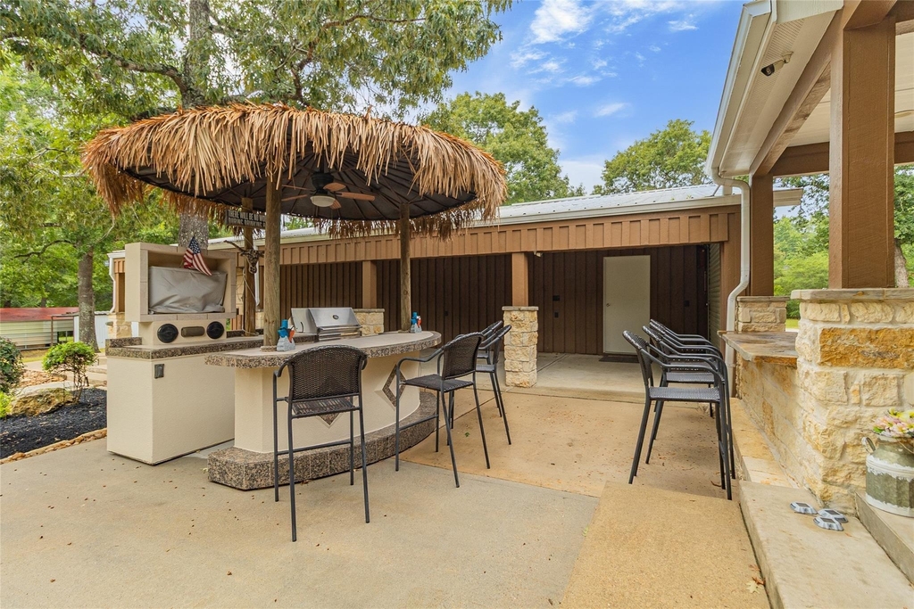 203 Mapleleaf Street - Photo 33