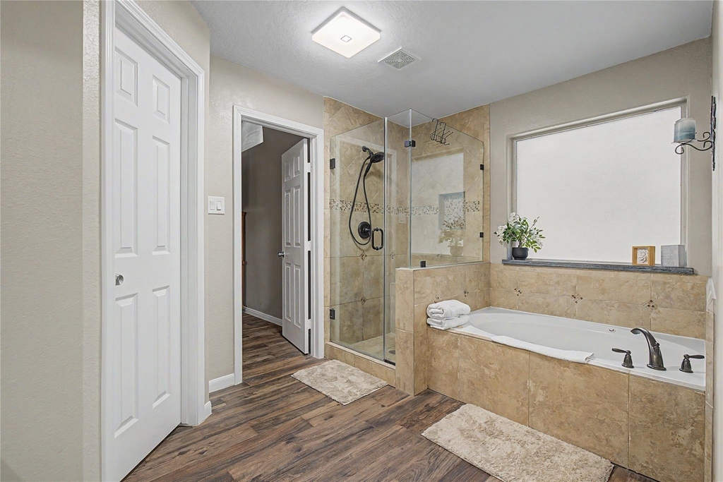 203 Mapleleaf Street - Photo 21