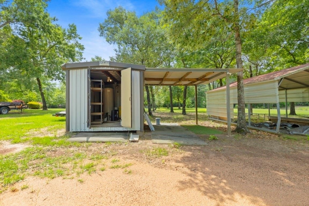 203 Mapleleaf Street - Photo 43