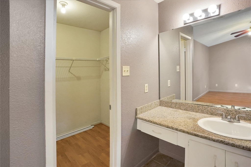 8100 Cambridge Street - Photo 16