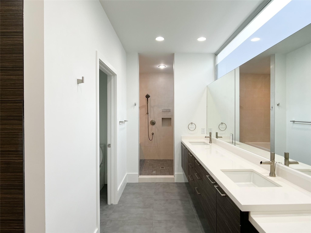 5301 Chenevert Street - Photo 30