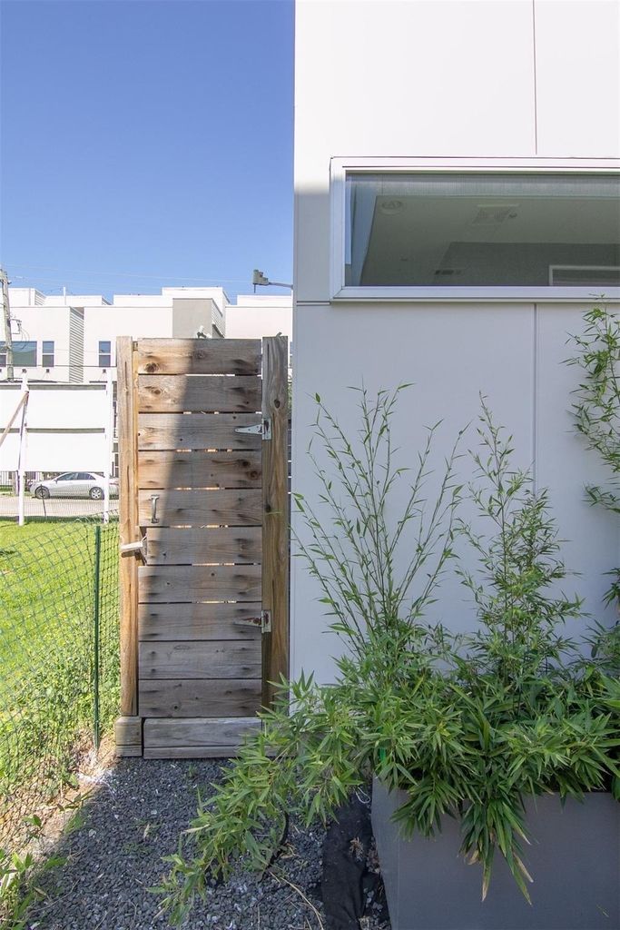 5301 Chenevert Street - Photo 41