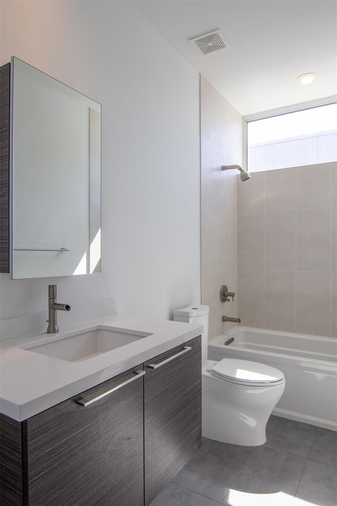 5301 Chenevert Street - Photo 35