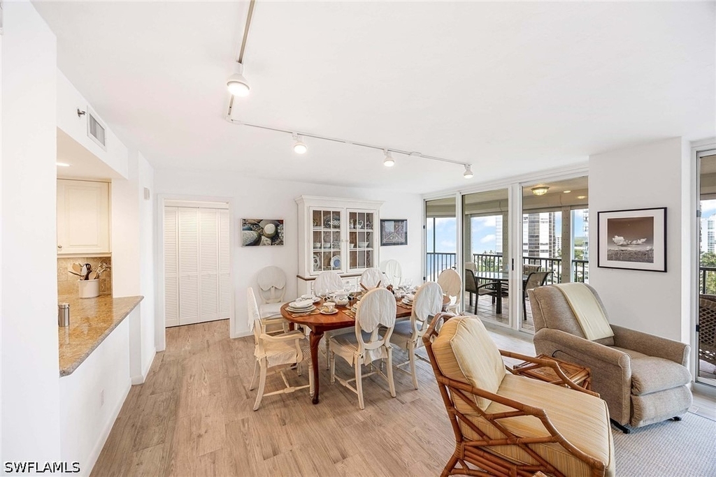 4651 Gulf Shore Boulevard N - Photo 21