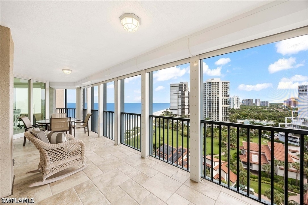 4651 Gulf Shore Boulevard N - Photo 30