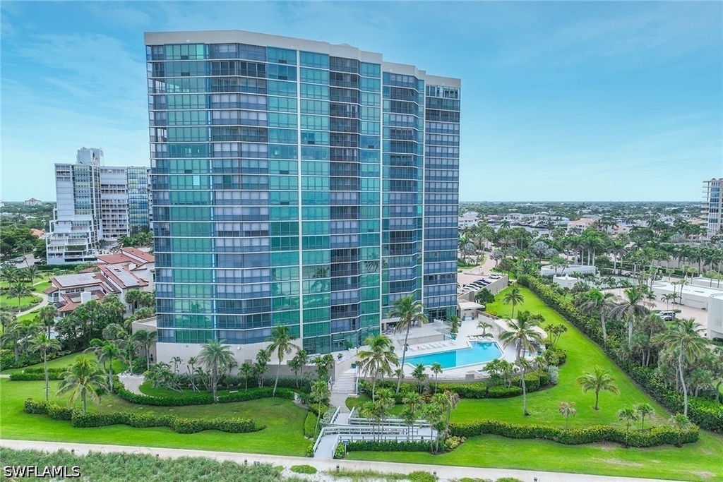 4651 Gulf Shore Boulevard N - Photo 40