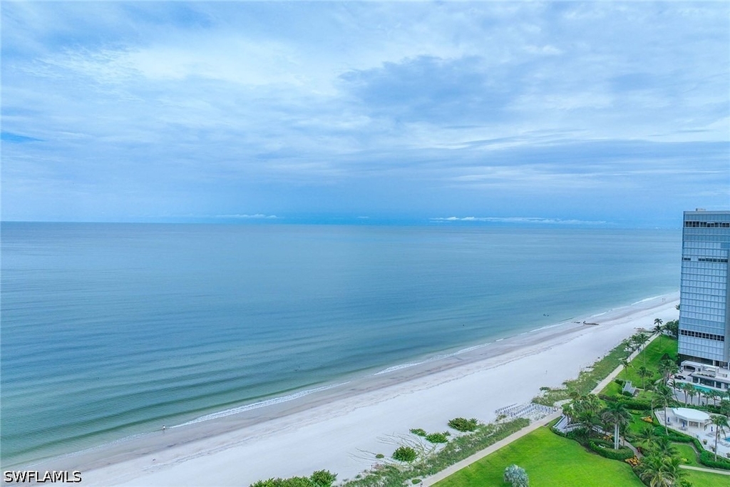 4651 Gulf Shore Boulevard N - Photo 34