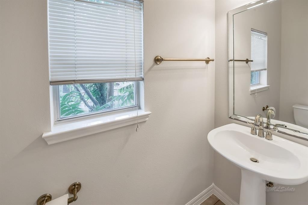 126 Detering Street - Photo 16