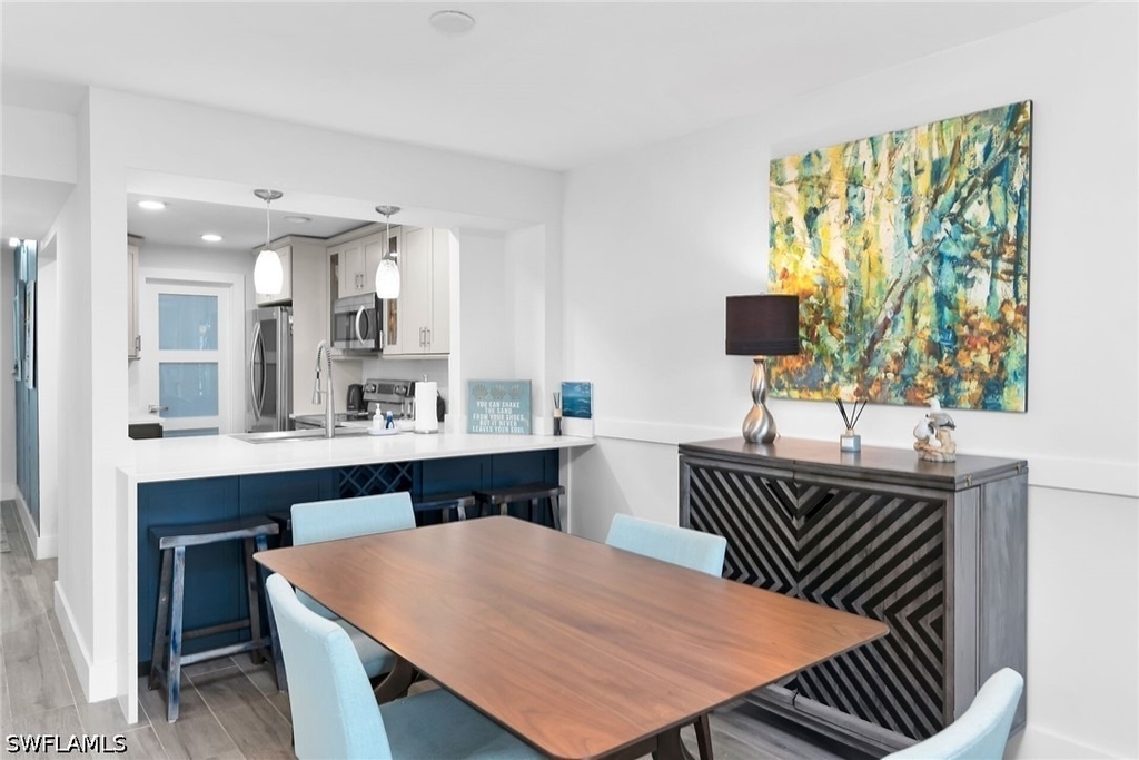 591 Seaview Court - Photo 9
