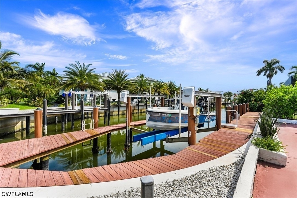 2211 Kingfish Road - Photo 36