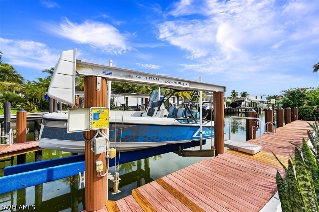 2211 Kingfish Road - Photo 3