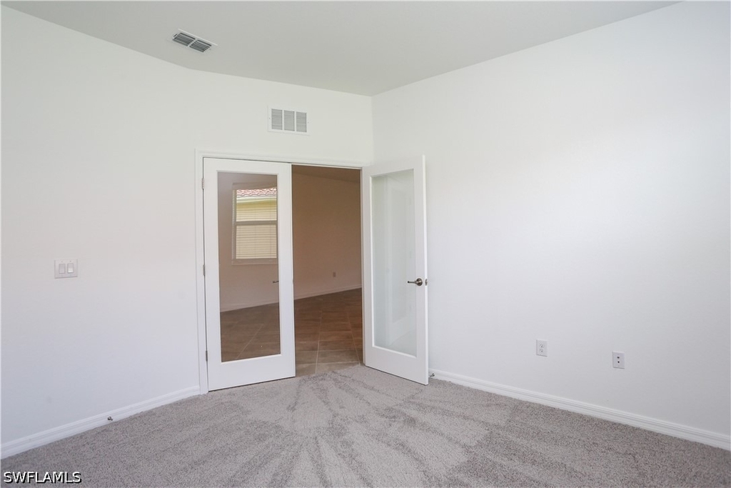 2599 Vine Avenue - Photo 23