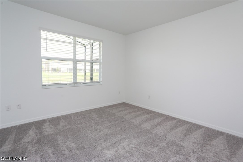 2599 Vine Avenue - Photo 14