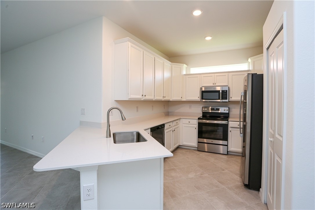 2599 Vine Avenue - Photo 8