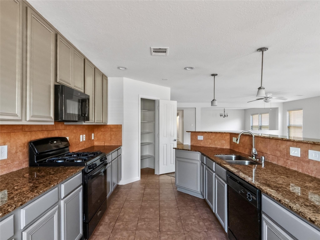 4318 Richland Chambers Lane - Photo 26